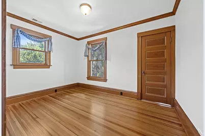 [Address not provided], Riverside, IL 60546 - Photo 25