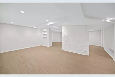[Address not provided], Riverside, IL 60546 - Photo 29
