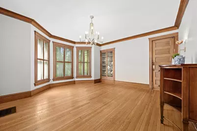 [Address not provided], Riverside, IL 60546 - Photo 9