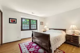 65 Regent Dr, Oak Brook, IL 60523 - Photo 21