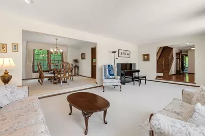 65 Regent Drive, Oak Brook, IL 60523 - Photo 5