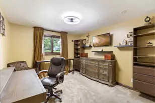 83 S Linden Dr, Plano, IL 60545 - Photo 15