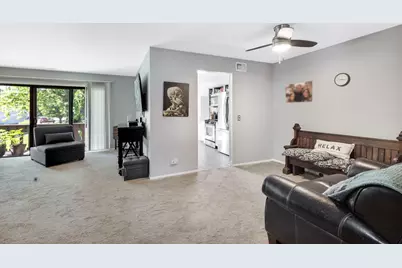 275 Wilmette Court #A2, Schaumburg, IL 60193 - Photo 7