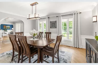 119 Saddle Brook Drive, Oak Brook, IL 60523 - Photo 11