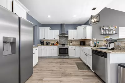 2321 Amsterdam Circle, Montgomery, IL 60538 - Photo 5