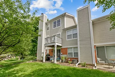 [Address not provided], Roselle, IL 60172 - Photo 3