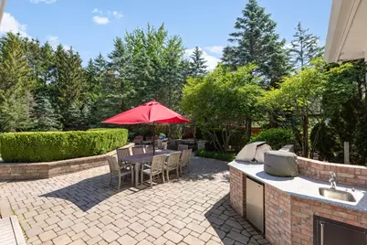320 Camelot Lane, Libertyville, IL 60048 - Photo 45