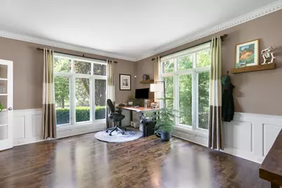 320 Camelot Lane, Libertyville, IL 60048 - Photo 7