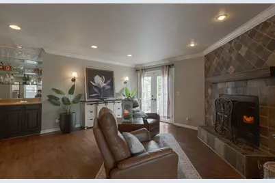 706 S Noah Terrace, Mount Prospect, IL 60056 - Photo 5