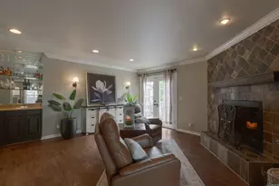 706 S Noah Terrace, Mount Prospect, IL 60056 - Photo 5