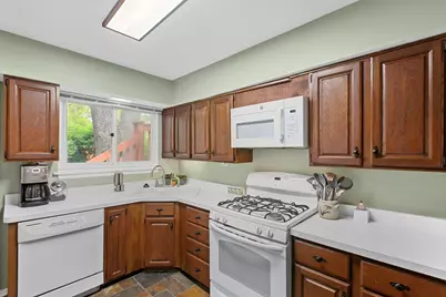 816 Holmes Avenue, Deerfield, IL 60015 - Photo 9