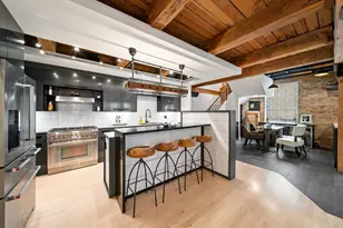 811 W Aldine Ave, Chicago, IL 60657 - Photo 9