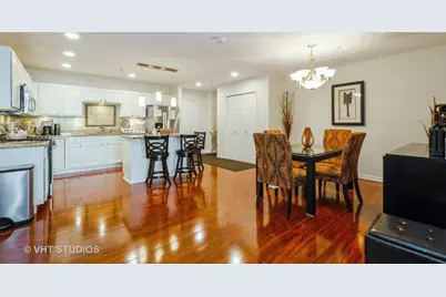 8000 Kilpatrick Avenue #2E, Skokie, IL 60076 - Photo 5