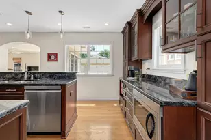 1217 Newberry Ave, La Grange Park, IL 60526 - Photo 9