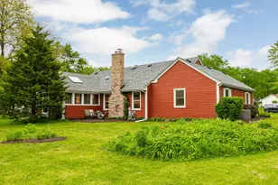 27W359 Aspen Ct, Winfield, IL 60190 - Photo 3