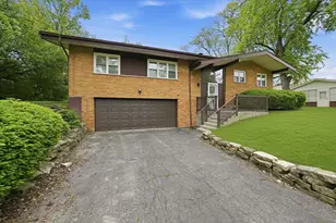 2747 Perry Rd, Flossmoor, IL 60422 - Photo 1