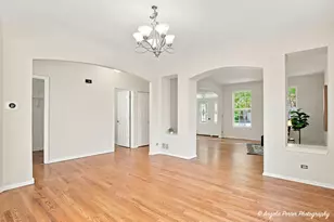 606 Barberry Trail, Fox River Grove, IL 60021 - Photo 13