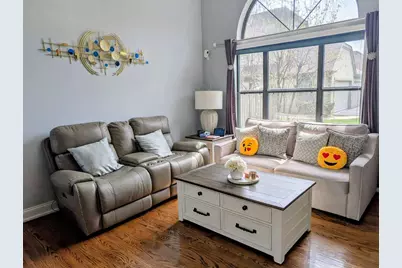 204 Bright Ridge Drive, Schaumburg, IL 60194 - Photo 7