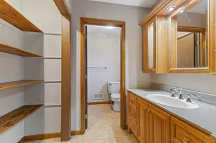 11716 S Black Forest Ln, Palos Park, IL 60464 - Photo 11