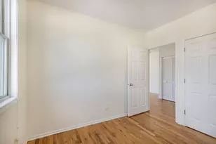 934 W Cuyler Ave, Chicago, IL 60613 - Photo 15