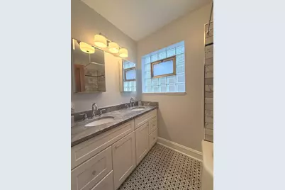 166 Akenside Road, Riverside, IL 60546 - Photo 11