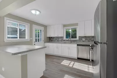9272 N Home Terrace, Des Plaines, IL 60016 - Photo 7
