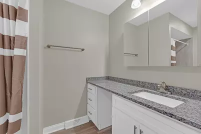 9272 N Home Terrace, Des Plaines, IL 60016 - Photo 25