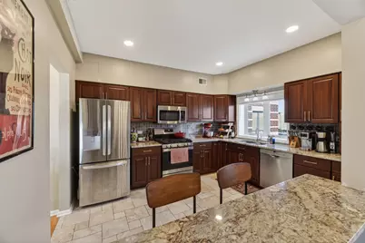 201 N Vail Avenue #807, Arlington Heights, IL 60004 - Photo 11