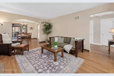 812 S Madison Avenue, La Grange, IL 60525 - Photo 5