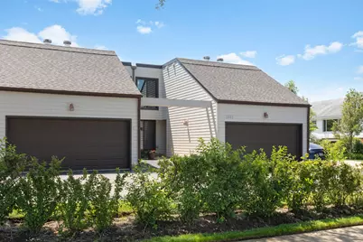 1501 Topp Lane #E, Glenview, IL 60025 - Photo 1