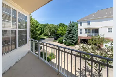 733 Pheasant Trail, Saint Charles, IL 60174 - Photo 7