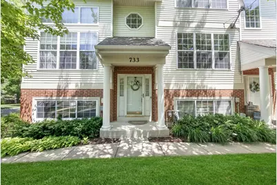 733 Pheasant Trail, Saint Charles, IL 60174 - Photo 1