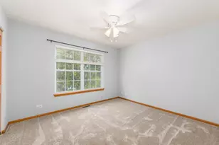 733 Pheasant Trail, Saint Charles, IL 60174 - Photo 11