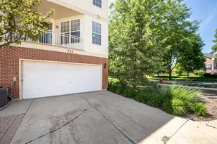 733 Pheasant Trail, Saint Charles, IL 60174 - Photo 17