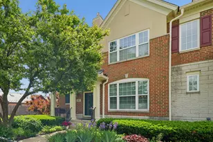671 Central Ave, Deerfield, IL 60015 - Photo 1