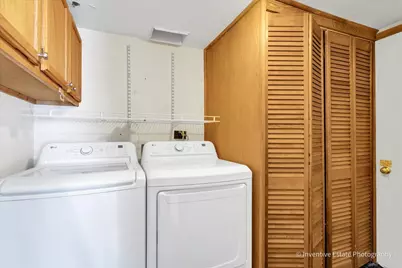8304 Highpoint Circle #B, Darien, IL 60561 - Photo 17