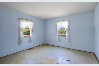 22214 W Cedar Drive, Antioch, IL 60002 - Photo 11