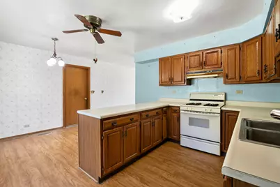 22214 W Cedar Drive, Antioch, IL 60002 - Photo 7