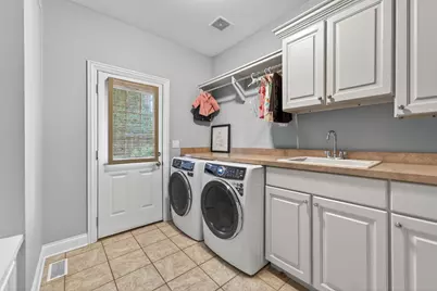 39W696 Henry David Thoreau Place, Saint Charles, IL 60175 - Photo 19