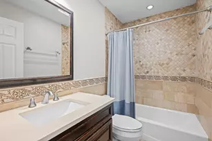 1005 W Firestone Dr, Hoffman Estates, IL 60192 - Photo 15
