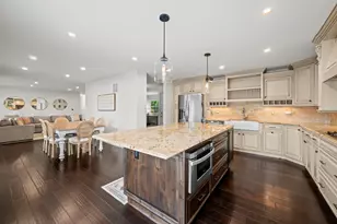 1005 W Firestone Dr, Hoffman Estates, IL 60192 - Photo 9