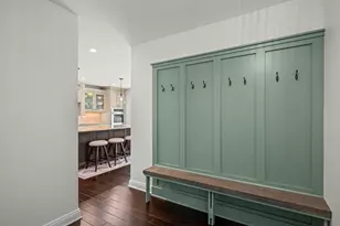 1005 W Firestone Dr, Hoffman Estates, IL 60192 - Photo 19