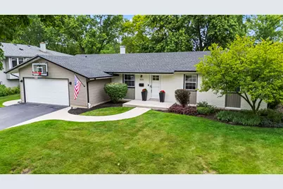 1005 W Firestone Drive, Hoffman Estates, IL 60192 - Photo 1