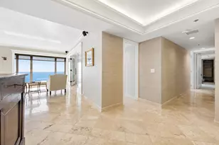 950 N Michigan Ave, Chicago, IL 60611 - Photo 5