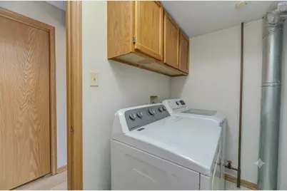 8809 S 79th Avenue #20, Hickory Hills, IL 60457 - Photo 13