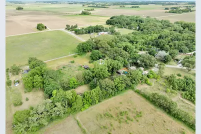 5559 E Boy Scout Road, Saint Anne, IL 60964 - Photo 7