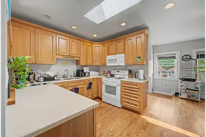4450 N Mango Avenue, Chicago, IL 60630 - Photo 11