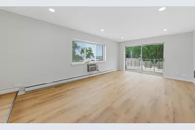 2772 E 75th Street #2GS, Chicago, IL 60649 - Photo 5