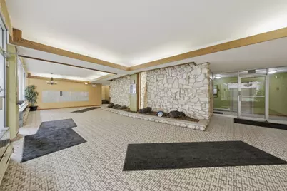 2772 E 75th Street #2GS, Chicago, IL 60649 - Photo 3