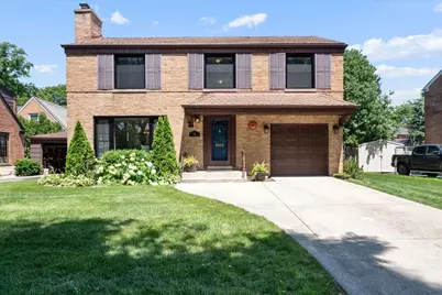6957 N Caldwell Avenue, Chicago, IL 60646 - Photo 1